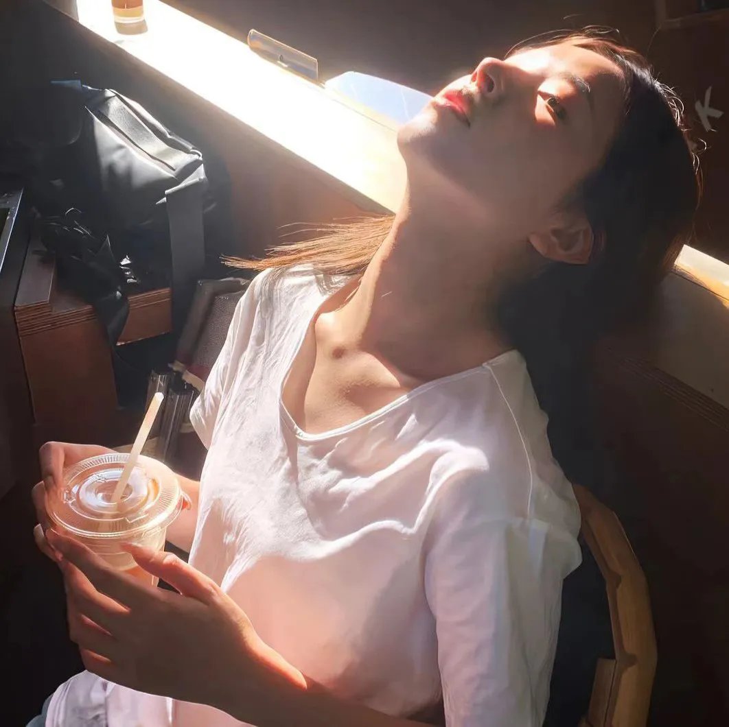 亲爱的小美人鱼